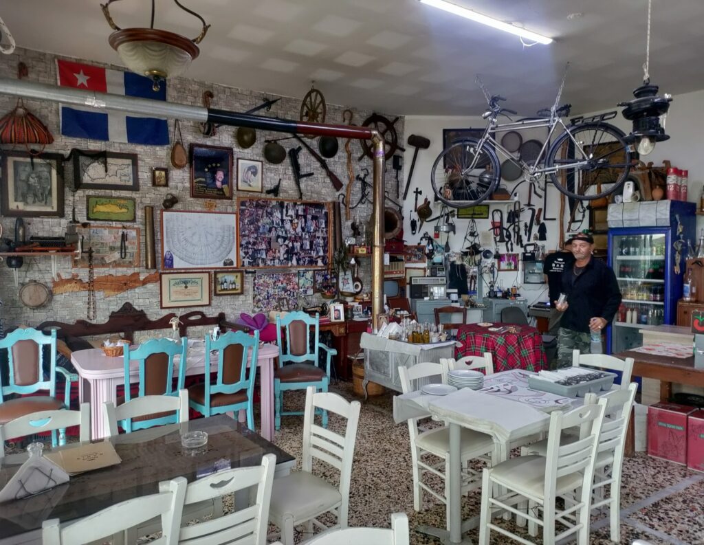 klompenopkretaa taverna babis